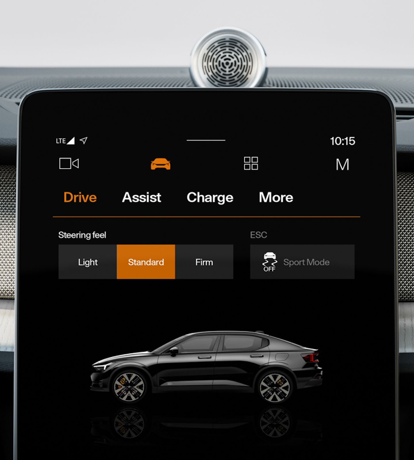 Polestar 2’s centre display in the ‘Drive’ screen with the adjustable steering feedback settings.